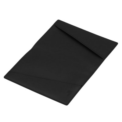 THE ESSENTIAL PASSPORT HOLDER